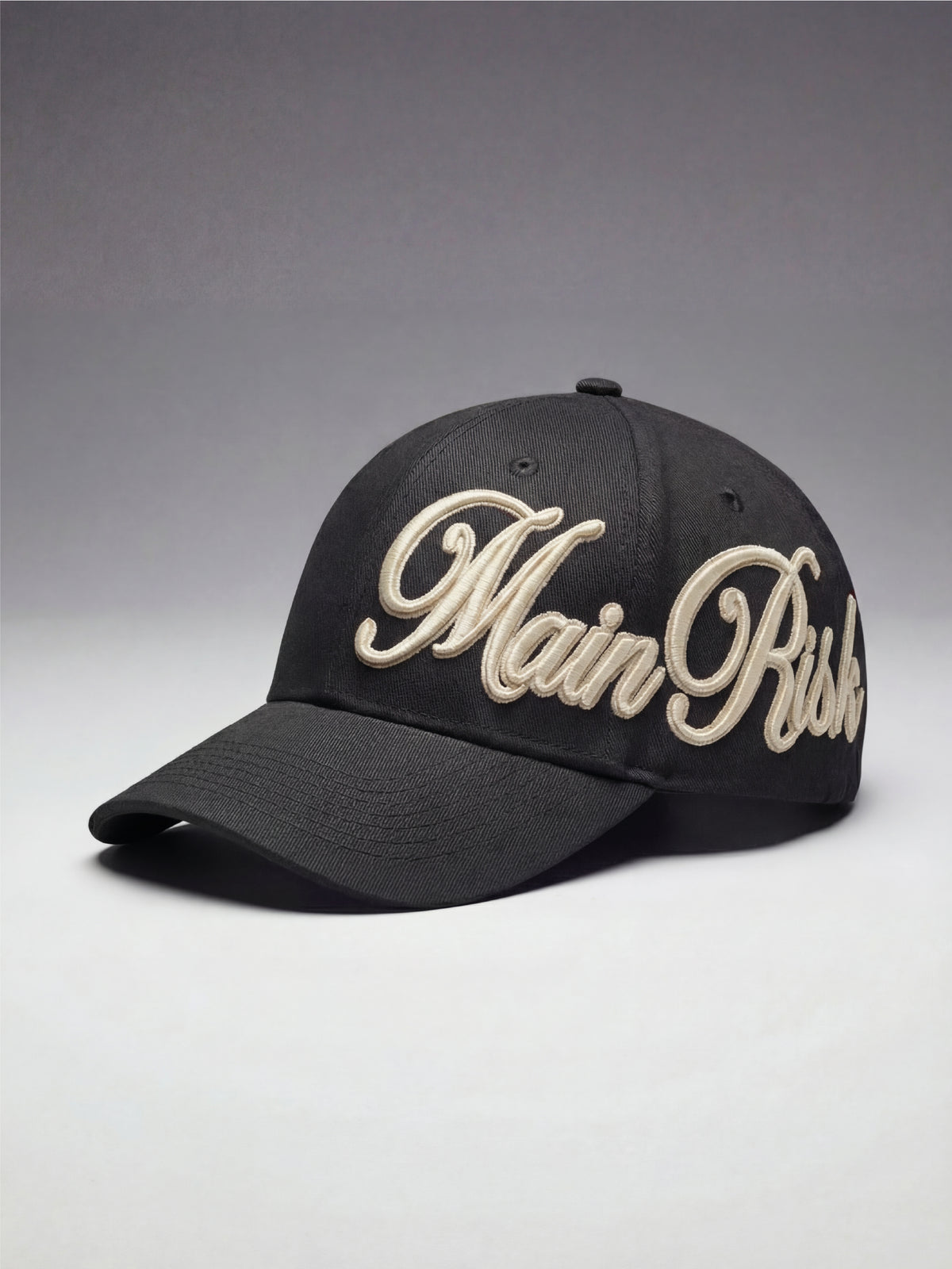 MAIN RISK CAP IVORY MEMBERS